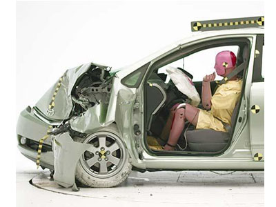 crash-test-Toyota-Prius